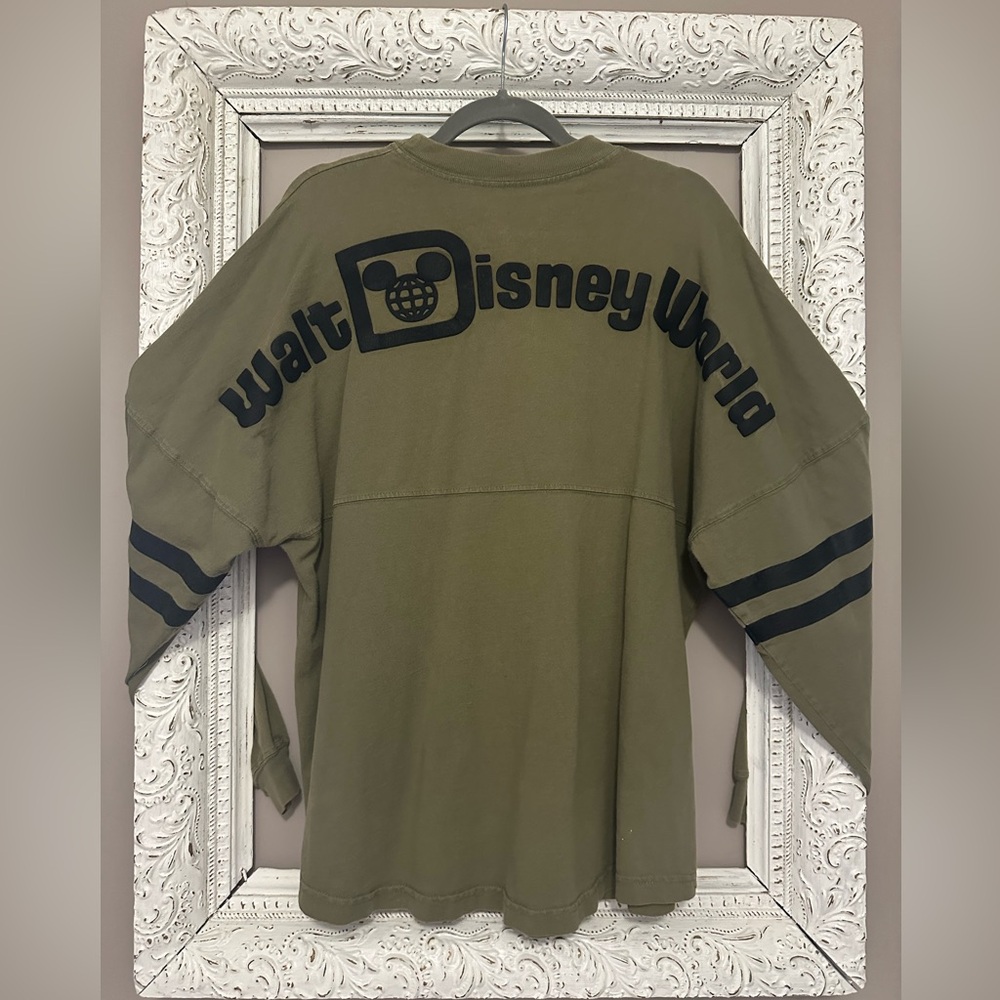 Disney Parks Olive/ Army Green Spirit Jersey. Size L. ❣️